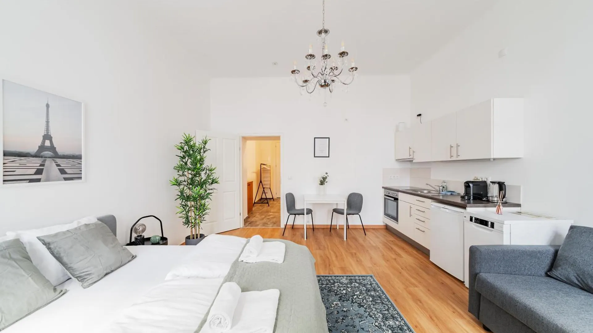 Smart Living Apartments - Alsergrund Vienna 0*,  Austria